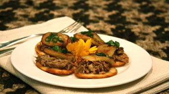 Spicy Pulled Pork with Fried Bananas